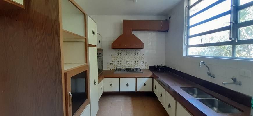 Mansão Morro Santa Terezinha a venda, 889 m², 5 quartos, 3 suítes – vista panorâmica da cidade – R$6.400.000,00