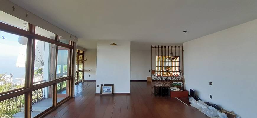 Mansão Morro Santa Terezinha a venda, 889 m², 5 quartos, 3 suítes – vista panorâmica da cidade – R$6.400.000,00