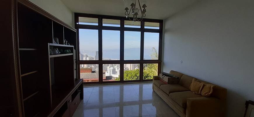 Mansão Morro Santa Terezinha a venda, 889 m², 5 quartos, 3 suítes – vista panorâmica da cidade – R$6.400.000,00