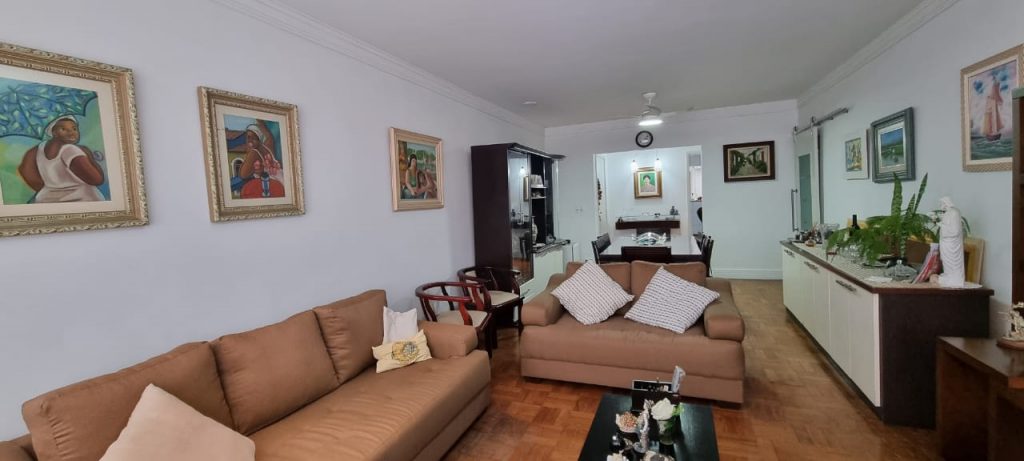 Apartamento à venda – 146 m² – 3 quartos – 2 suítes – coração do Gonzaga – Santos – SP