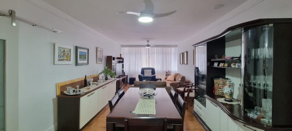 Apartamento à venda – 146 m² – 3 quartos – 2 suítes – coração do Gonzaga – Santos – SP