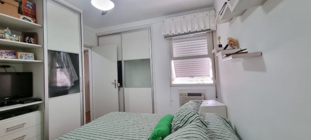 Apartamento à venda – 146 m² – 3 quartos – 2 suítes – coração do Gonzaga – Santos – SP