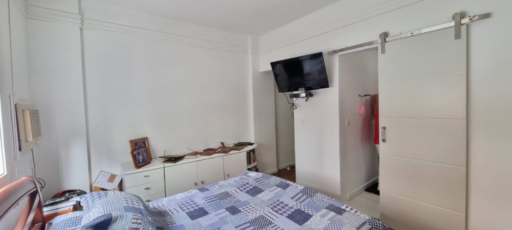 Apartamento à venda – 146 m² – 3 quartos – 2 suítes – coração do Gonzaga – Santos – SP