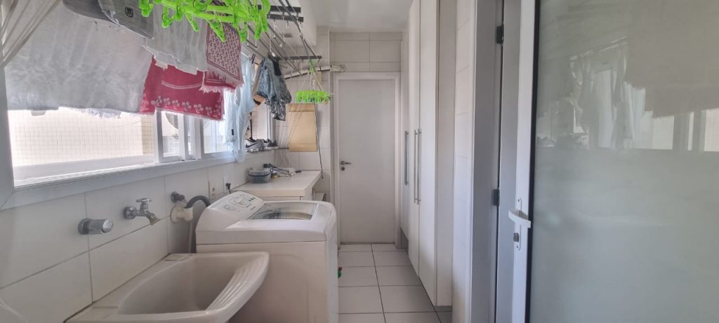 Apartamento 4 Quartos e linda vista para o mar a venda na Ponta da Praia em Santos