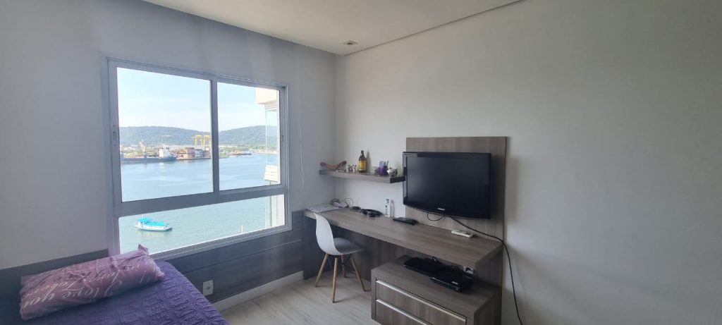 Apartamento 4 Quartos e linda vista para o mar a venda na Ponta da Praia em Santos