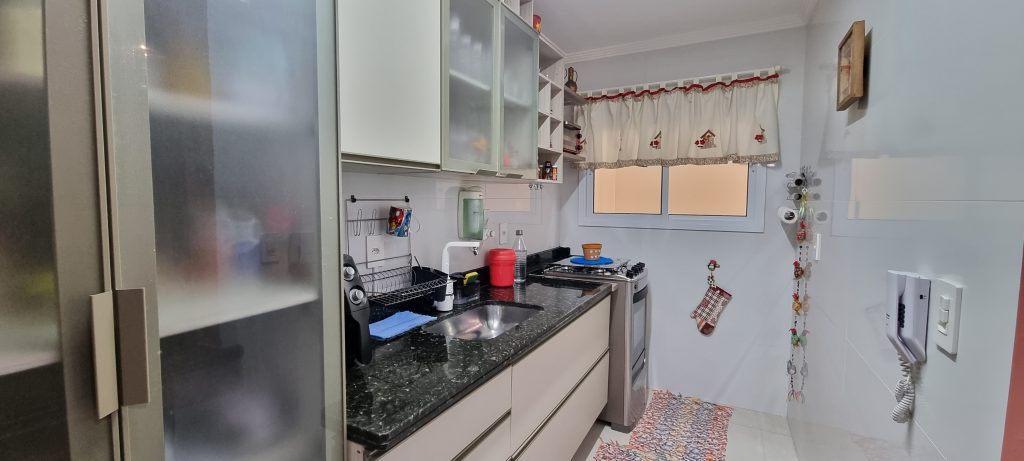 Casa Triplex a Venda com 2 quartos no Gonzaga – Santos – SP