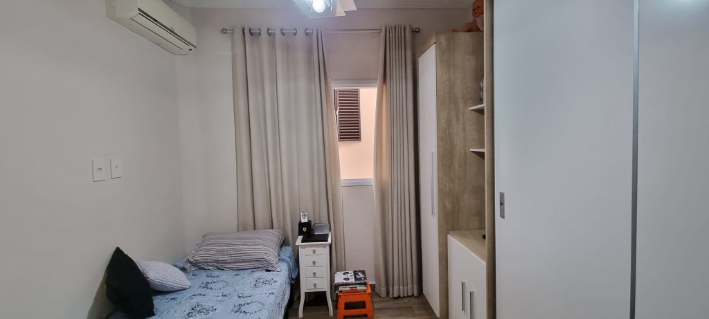 Casa Triplex a Venda com 2 quartos no Gonzaga – Santos – SP