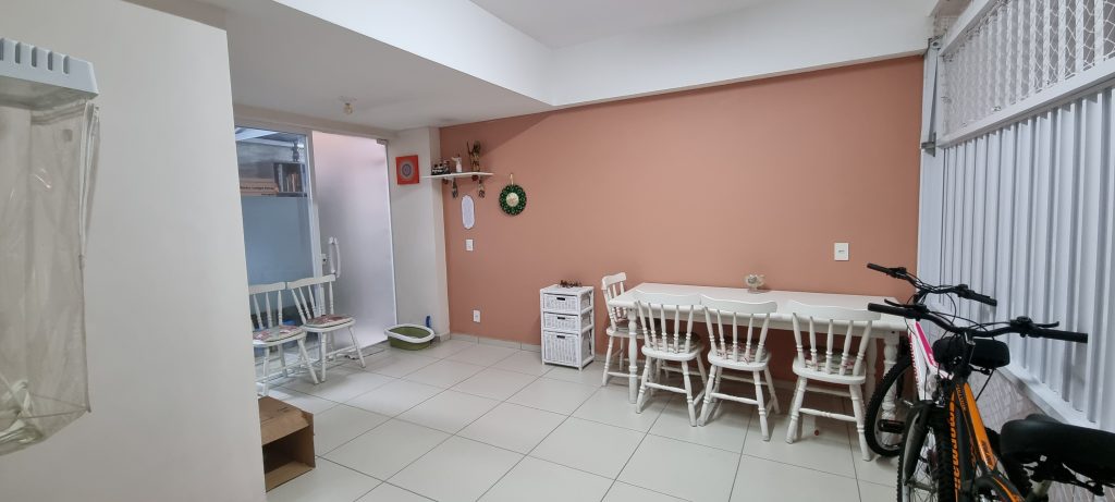 Casa Triplex a Venda com 2 quartos no Gonzaga – Santos – SP