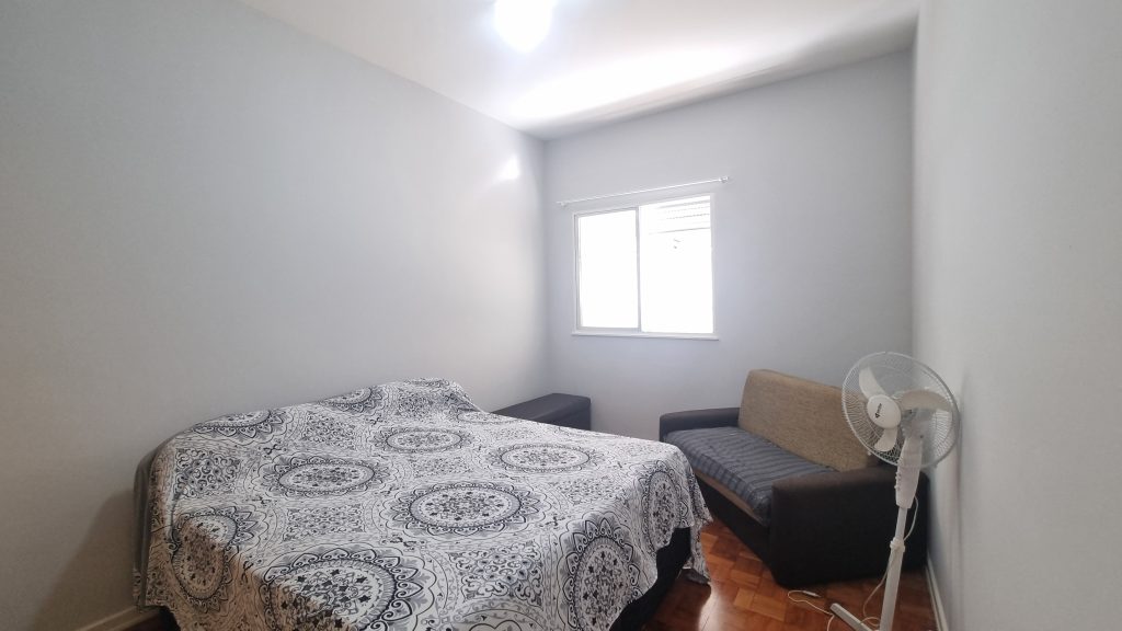 Apartamento de 1 quarto mobiliado para alugar na quadra da Praia em Santos