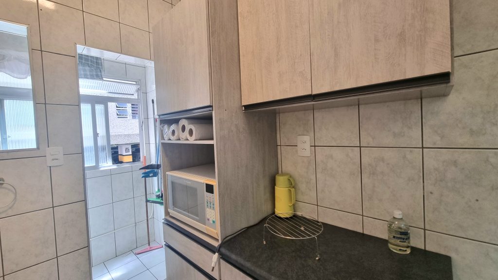 Apartamento de 1 quarto mobiliado para alugar na quadra da Praia em Santos