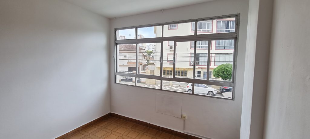 Apartamento para Locação na Ponta da Praia quadra da praia