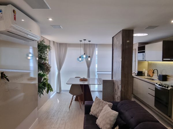 Apartamento todo mobiliado de 1 quarto na Ponta da Praia para aluguel🌻🌻🌻