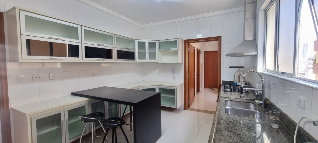 Apartamento a Venda de 3 quartos no Gonzaga em Santos 🌻🌻🌻