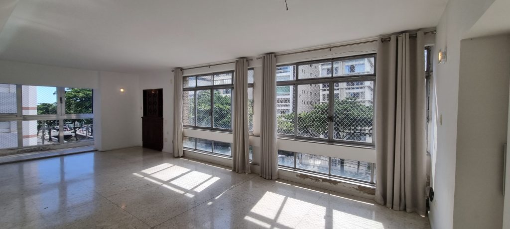 Apartamento com 3 quartos e vista para o mar para Locação em Santos 🌻🌻🌻