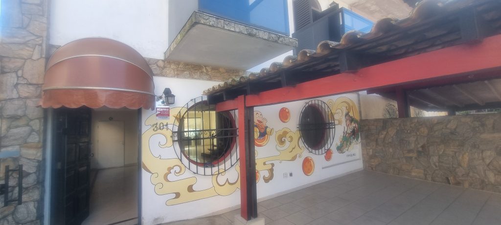 Casa com 4 quartos e piscina para vender na Ponta da Praia em Santos/SP 🌻🌻🌻 Casa com 4 quartos e piscina para vender na Ponta da Praia em Santos/SP 🌻🌻🌻