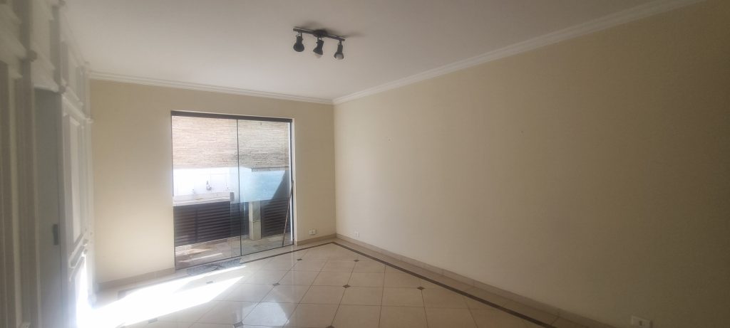 Casa com 4 quartos e piscina para vender na Ponta da Praia em Santos/SP 🌻🌻🌻 Casa com 4 quartos e piscina para vender na Ponta da Praia em Santos/SP 🌻🌻🌻
