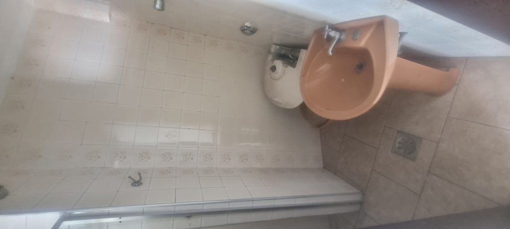 Casa com 4 quartos e piscina para vender na Ponta da Praia em Santos/SP 🌻🌻🌻 Casa com 4 quartos e piscina para vender na Ponta da Praia em Santos/SP 🌻🌻🌻