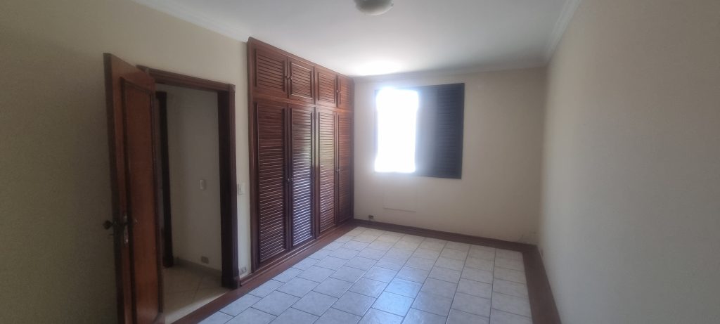 Casa com 4 quartos e piscina para vender na Ponta da Praia em Santos/SP 🌻🌻🌻 Casa com 4 quartos e piscina para vender na Ponta da Praia em Santos/SP 🌻🌻🌻