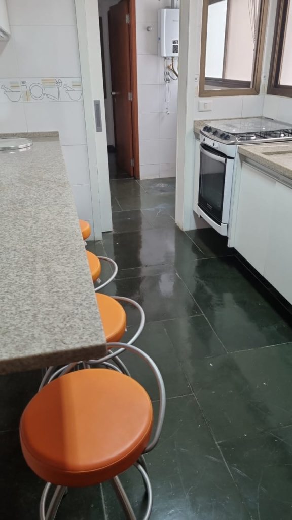 Apartamento de 3 quartos a Venda na Enseada – Guarujá🌻🌻🌻 Apartamento de 3 quartos a Venda na Enseada – Guarujá🌻🌻🌻