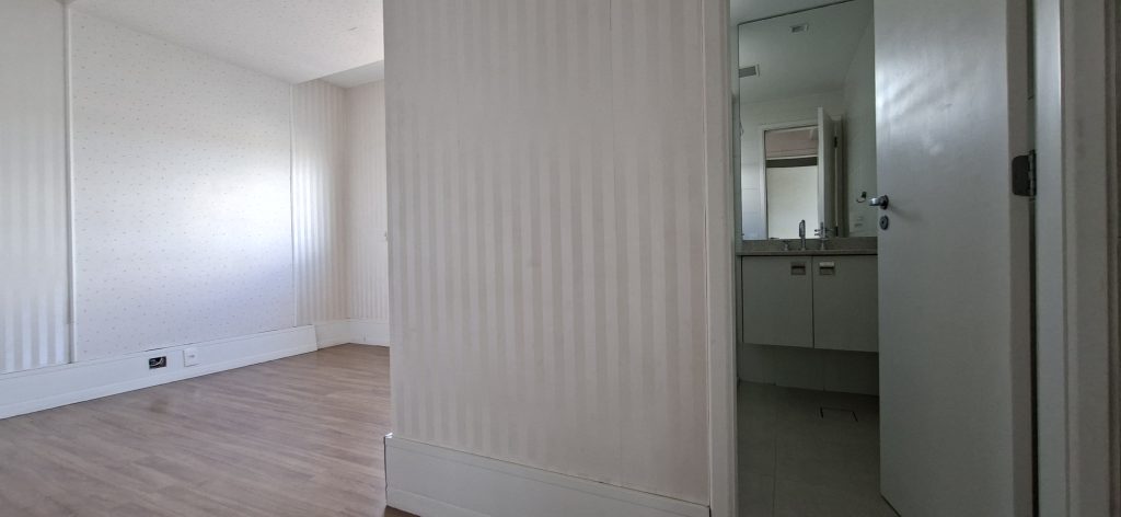 Apartamento com linda vista para o mar e lazer completo VENDA na Ponta da Praia 🌻🌻🌻