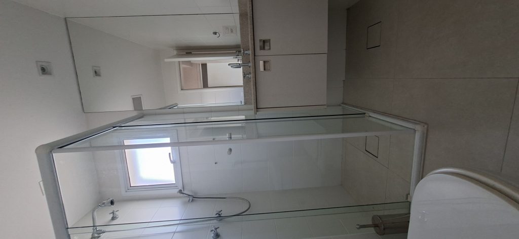 Apartamento com linda vista para o mar e lazer completo VENDA na Ponta da Praia 🌻🌻🌻