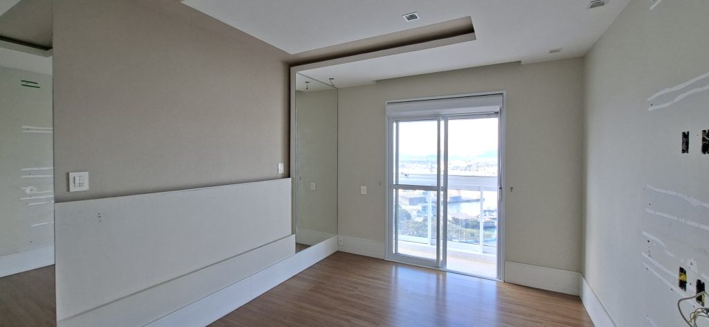 Apartamento com linda vista para o mar e lazer completo VENDA na Ponta da Praia 🌻🌻🌻