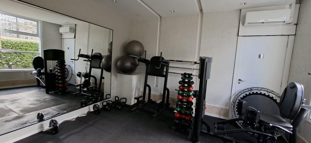 Apartamento com linda vista para o mar e lazer completo VENDA na Ponta da Praia 🌻🌻🌻