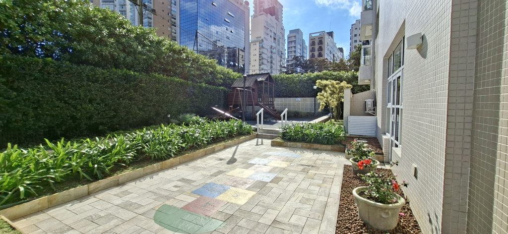 Apartamento com linda vista para o mar e lazer completo VENDA na Ponta da Praia 🌻🌻🌻