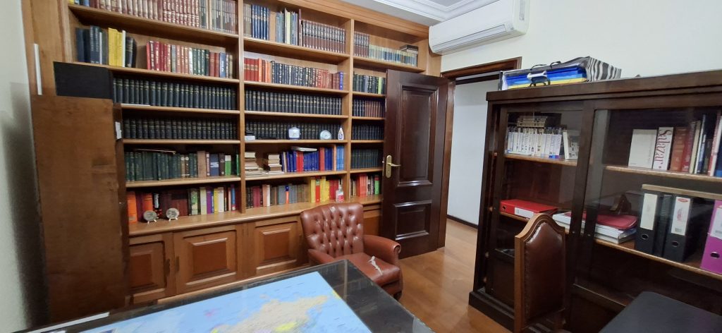 Apartamento com linda vista para o mar e 4 dormitórios em Santos/SP