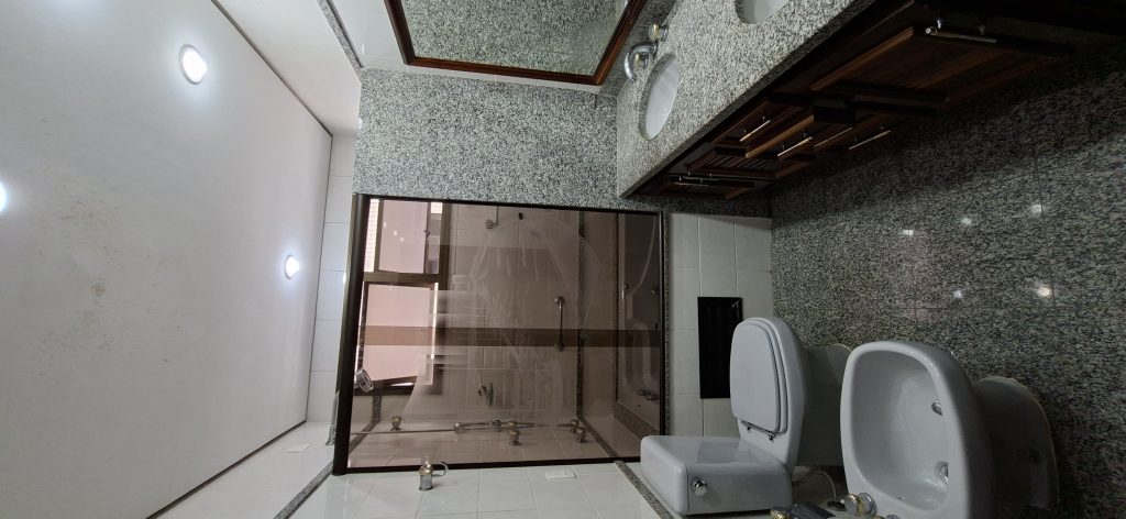 Apartamento com linda vista para o mar e 4 dormitórios em Santos/SP