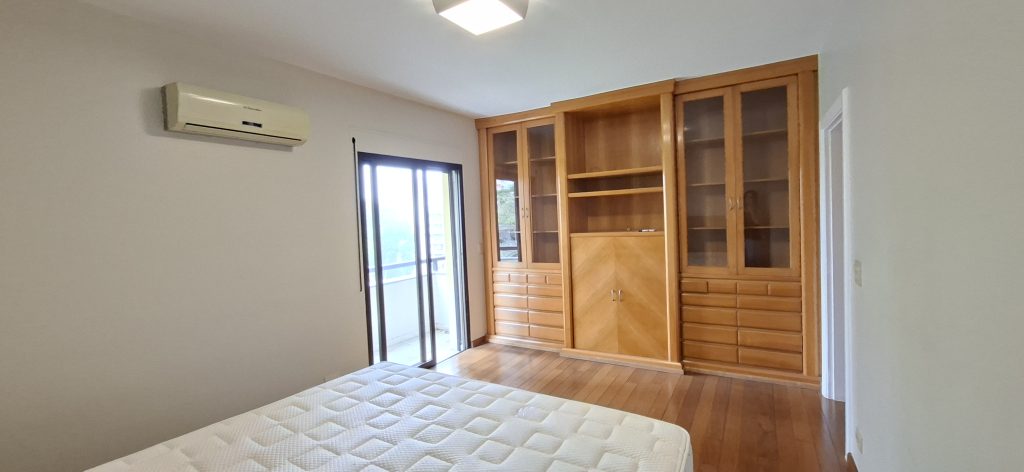 Apartamento com 4 suítes e 5 vagas a Venda em São Paulo🌻🌻🌻