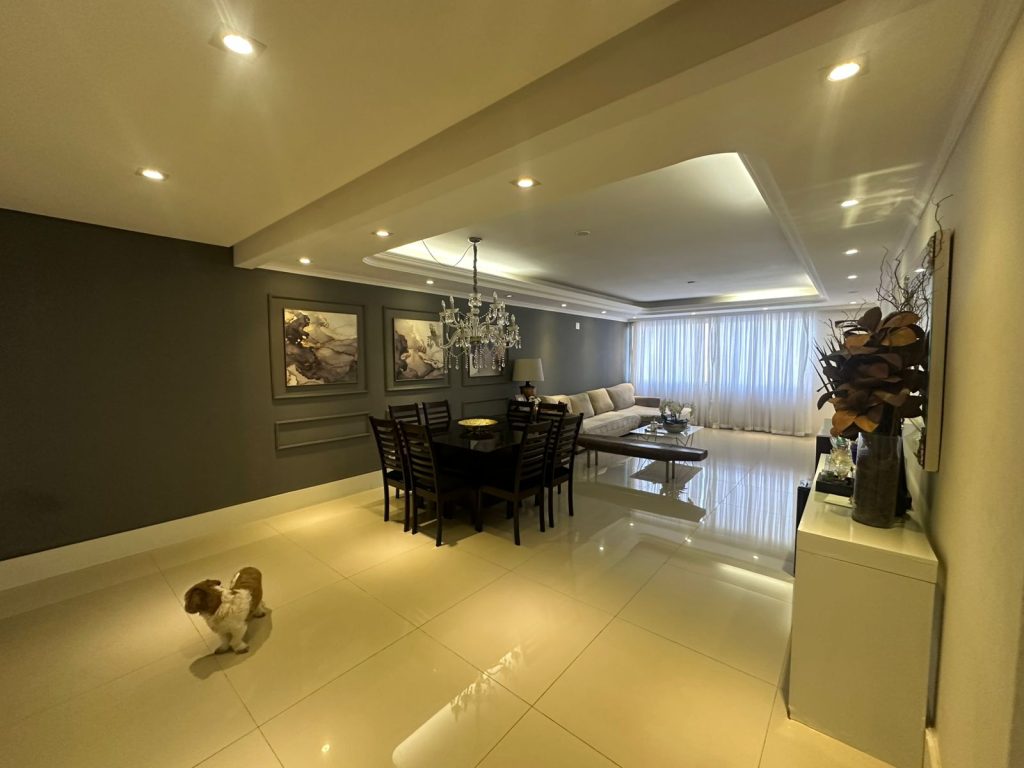 Lindo apartamento com 3 quartos sendo 2 suítes a VENDA em Santos 🌻🌻🌻