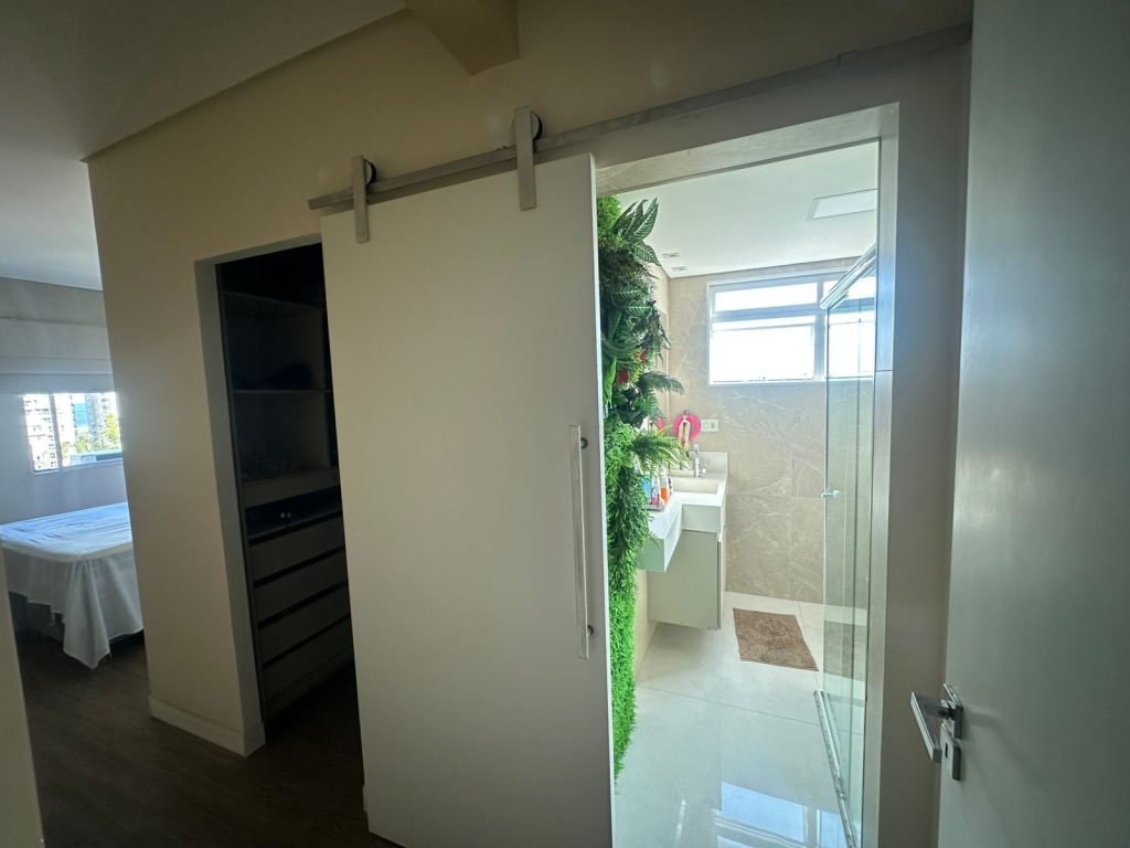 Lindo apartamento com 3 quartos sendo 2 suítes a VENDA em Santos 🌻🌻🌻