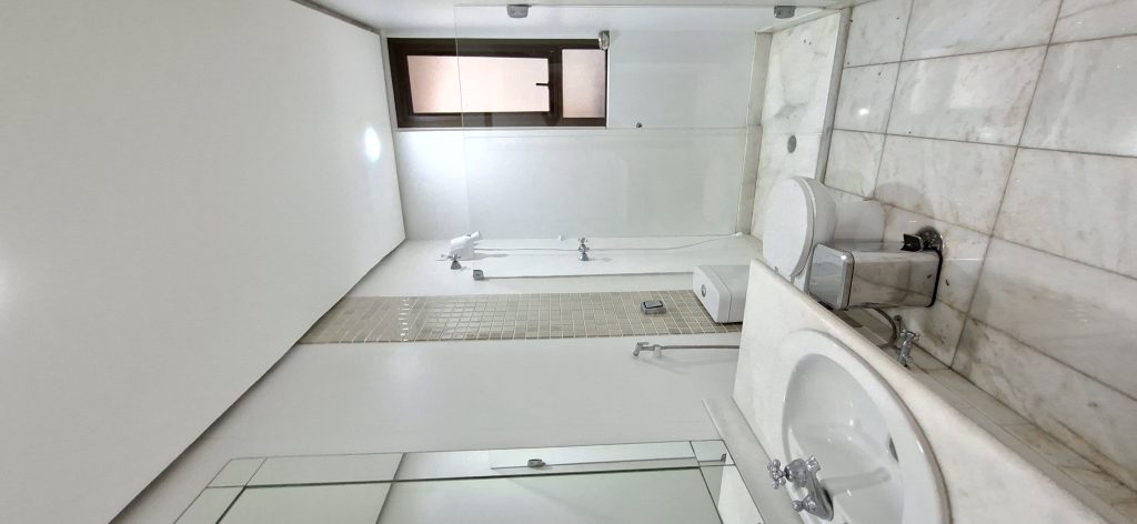 Apartamento para Locação em Santos com 3 Suítes e 2 vagas 🌻🌻🌻