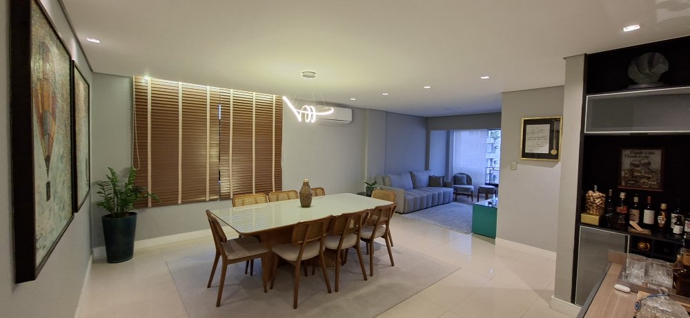 Lindo apartamento a Venda no Embaré em Santos🌻🌻🌻