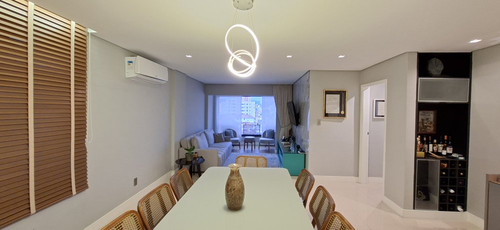 Lindo apartamento a Venda no Embaré em Santos🌻🌻🌻