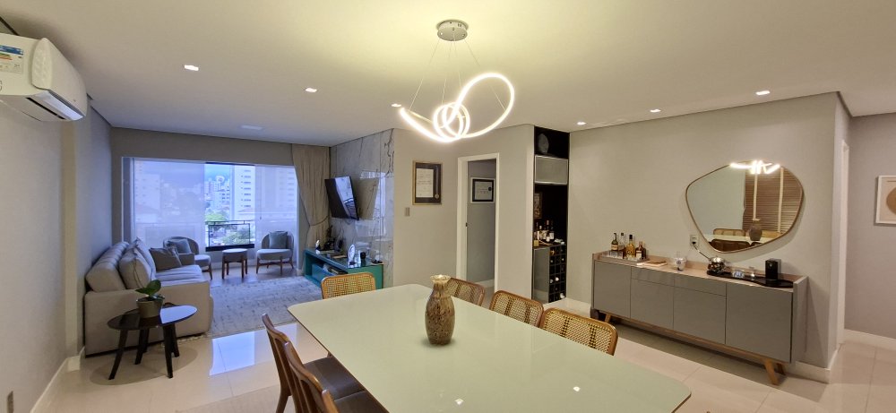 Lindo apartamento a Venda no Embaré em Santos🌻🌻🌻